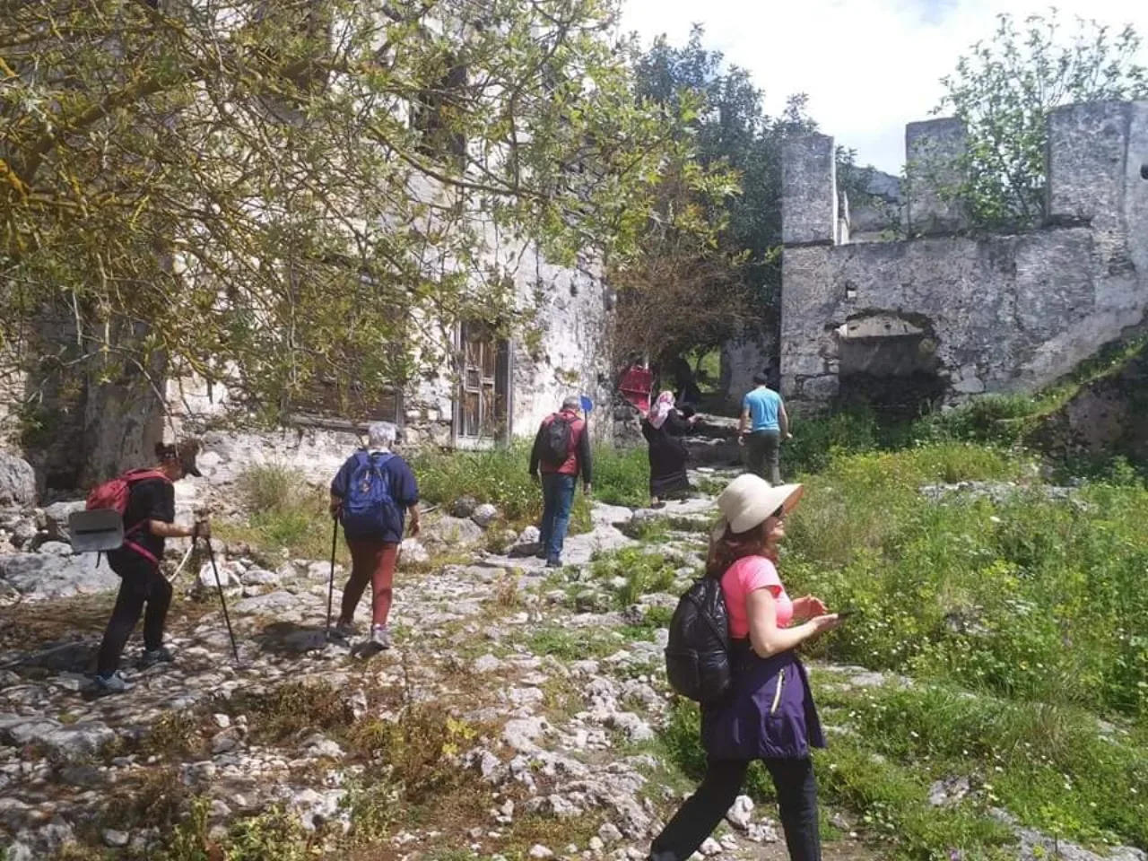 Kayaköy'den Ölüdeniz'e inen Likya Yolu parkuru